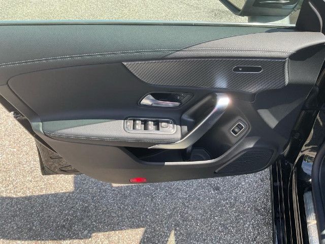 Mercedes-Benz CLA 200 Shooting Brake