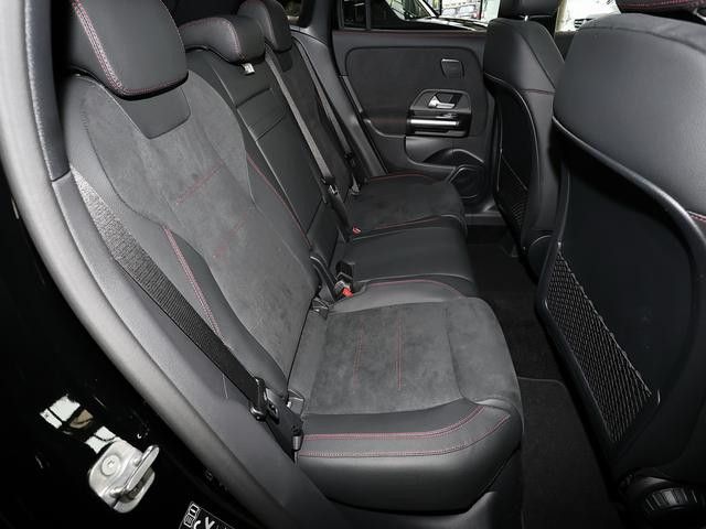 Mercedes-Benz GLA 200 AMG Line