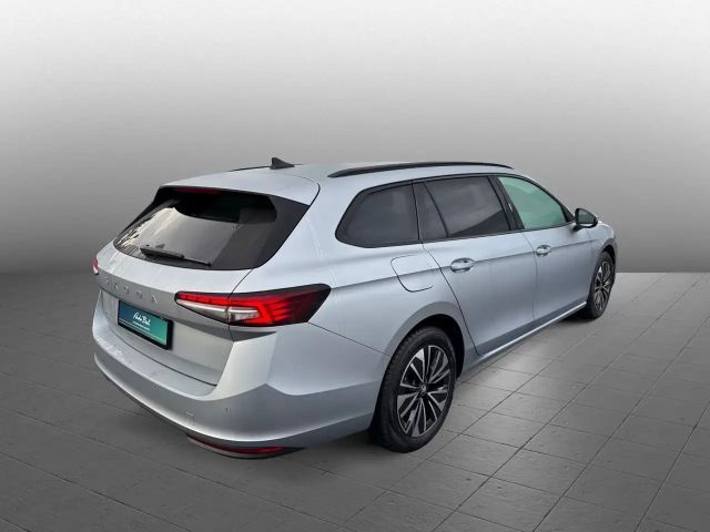 Skoda Superb 2.0 TDI Combi Selection