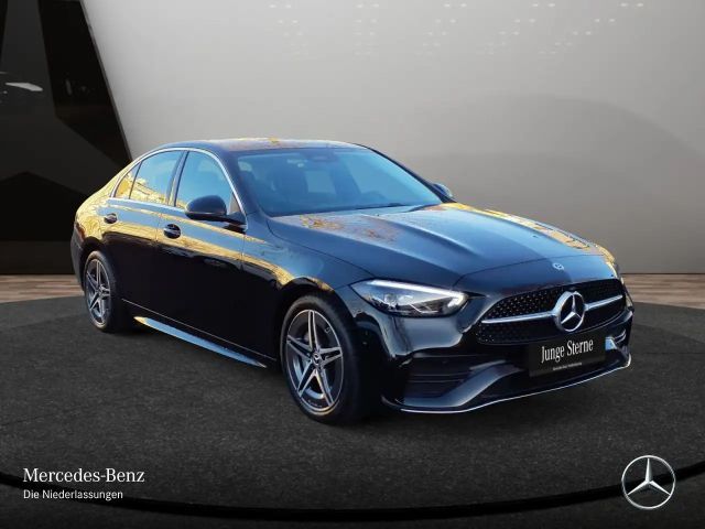 Mercedes-Benz C 180 AMG Line Sedan