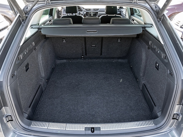 Skoda Superb 2.0 TDI Combi Style Style