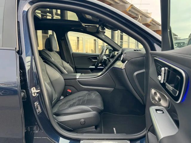 Mercedes-Benz GLC 300 AMG Line