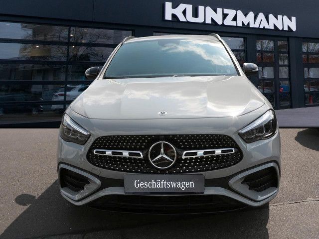 Mercedes-Benz GLA 180 