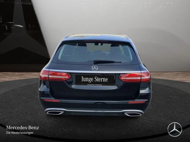 Mercedes-Benz E 200 AVANTGARDE Estate