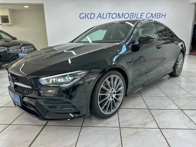 Mercedes-Benz CLA 200 AMG Line Sedan
