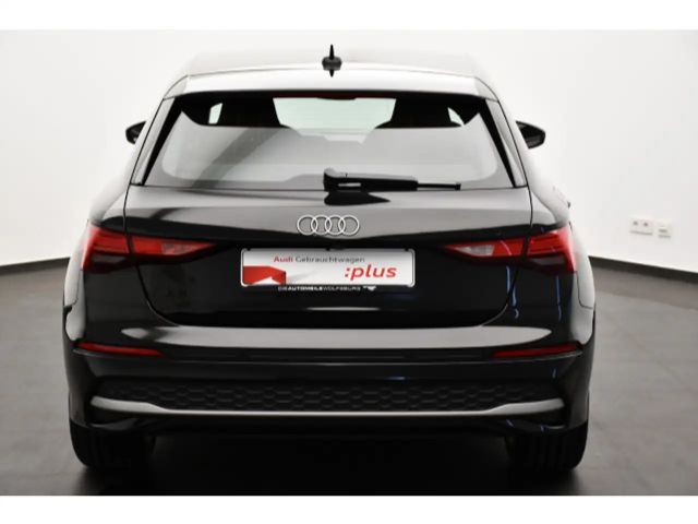 Audi A3 35 TFSI Sedan