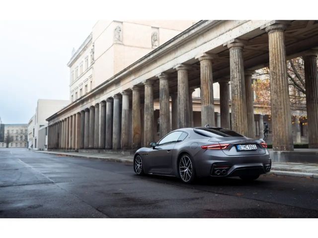 Maserati GranTurismo Trofeo