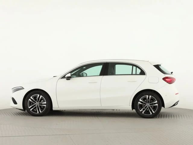 Mercedes-Benz A 180 Progressive