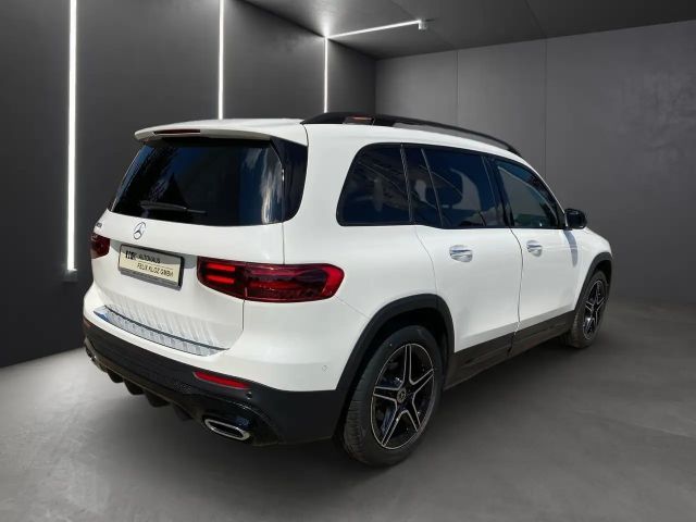 Mercedes-Benz GLB 180 AMG Line