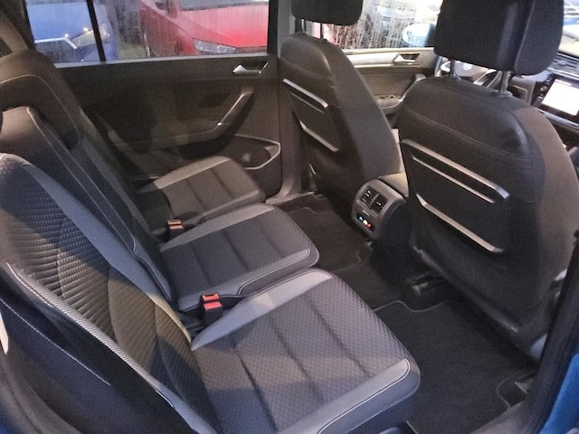 Volkswagen Touran 2.0 TDI DSG IQ.Drive