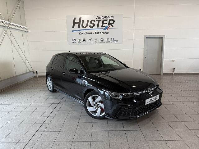Volkswagen Golf 2.0 TSI DSG Golf VIII Style