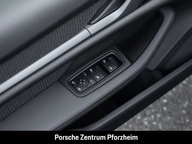 Porsche Taycan Turbo