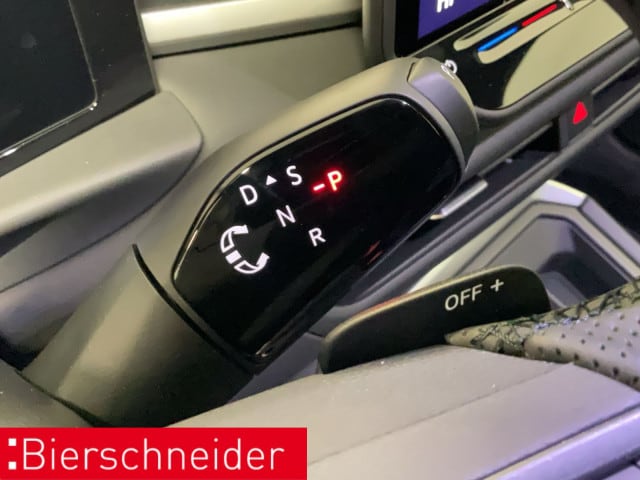 Volkswagen T-Roc 1.5 eTSI DSG R-Line Style