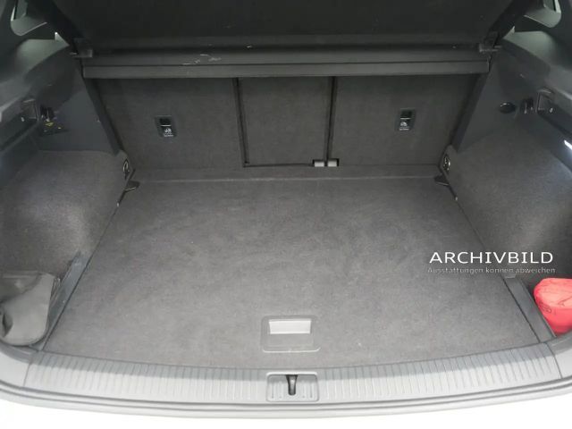 Volkswagen Tiguan R PANO MATRIX MEMORY LEDER AHK H/K ACC