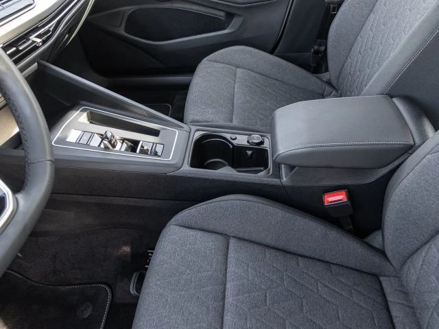 Volkswagen Golf 2.0 TDI DSG Life