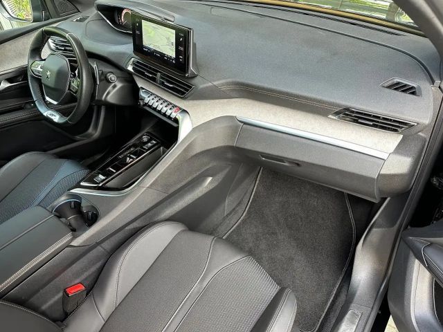 Peugeot 5008 EAT8 GT-Line