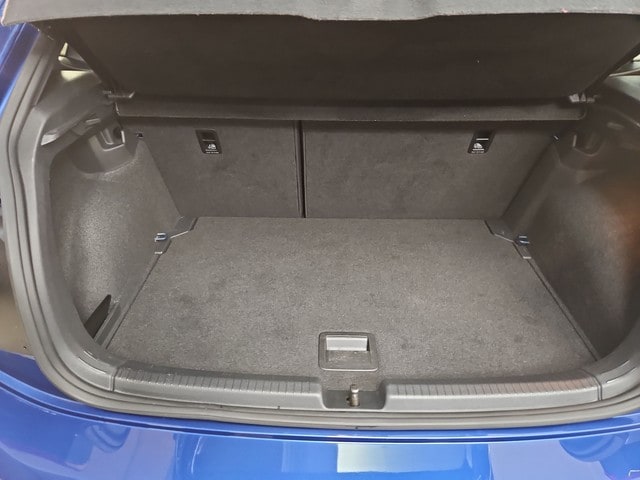 Volkswagen Polo 1.0 TSI DSG R-Line