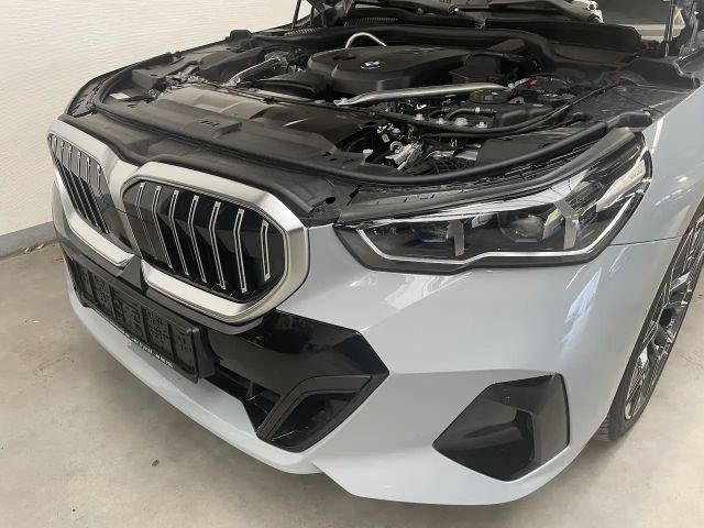 BMW 520 520d M-Sport Sedan xDrive