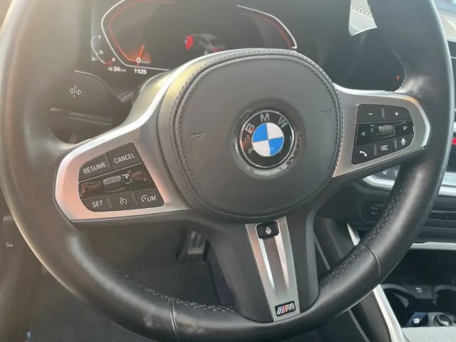 BMW 318 318i M-Sport Sedan