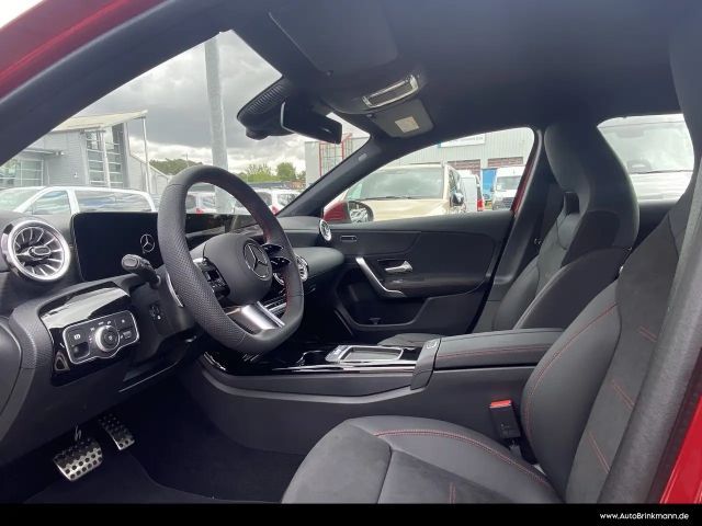 Mercedes-Benz A 180 AMG Line