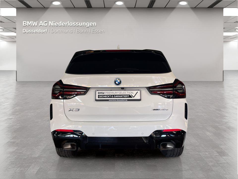 BMW X3 xDrive30e