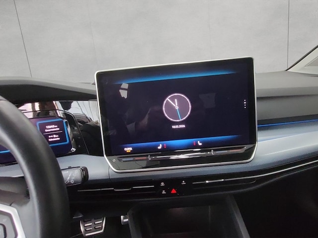 Volkswagen Golf 1.5 eTSI DSG Golf VIII