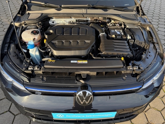 Volkswagen Golf 2.0 TSI Golf VIII