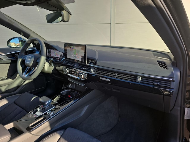 Audi A4 40 TDI Avant Quattro S-Line S-Tronic