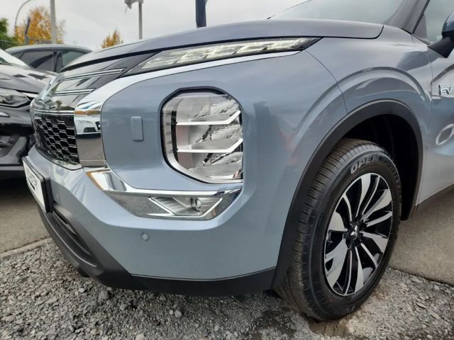 Mitsubishi Outlander 4WD