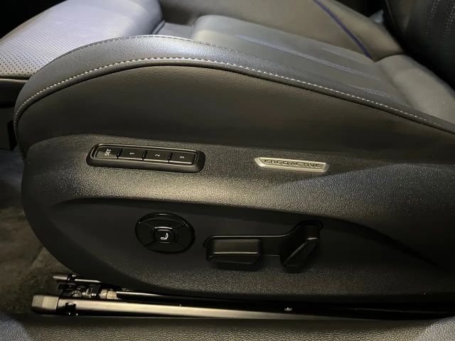 Volkswagen Passat 4Motion R-Line Variant