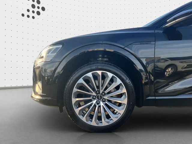 Audi Q8 e-tron 50 Quattro S-Line
