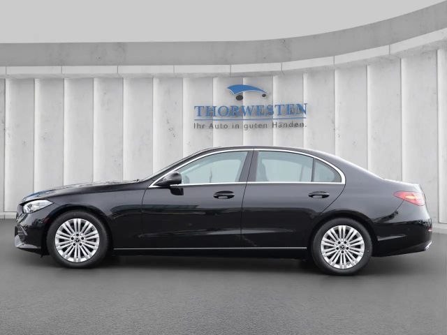 Mercedes-Benz C 180 Sedan