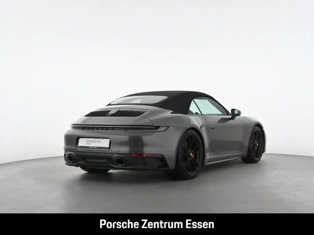 Porsche 992 4 Cabrio Carrera GTS