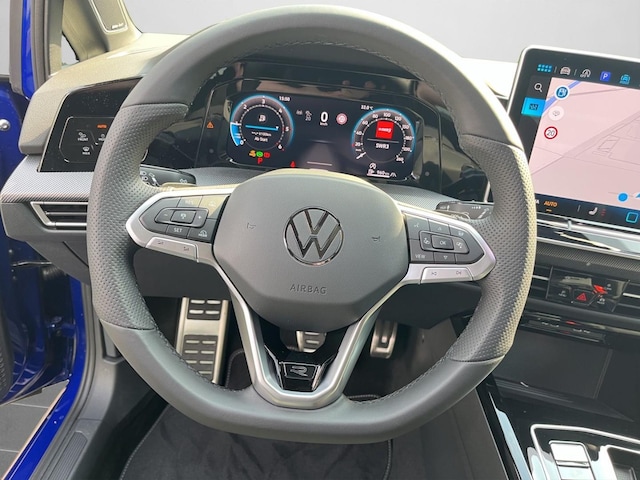 Volkswagen Golf DSG R-Line