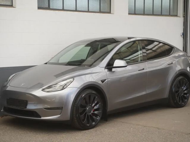 Tesla Model Y Performance