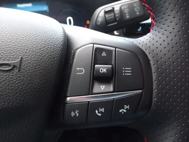 Ford Focus ST Line Wagon