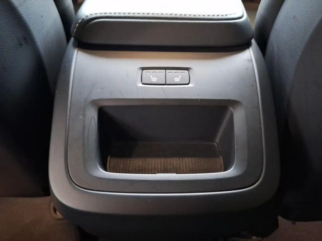 Volvo XC60 Dark Plus