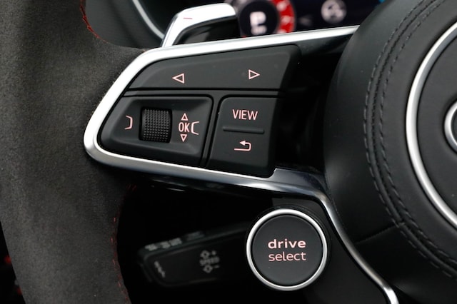 Audi TT RS Quattro Roadster S-Tronic