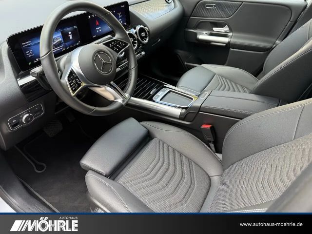 Mercedes-Benz B 180 Progressive