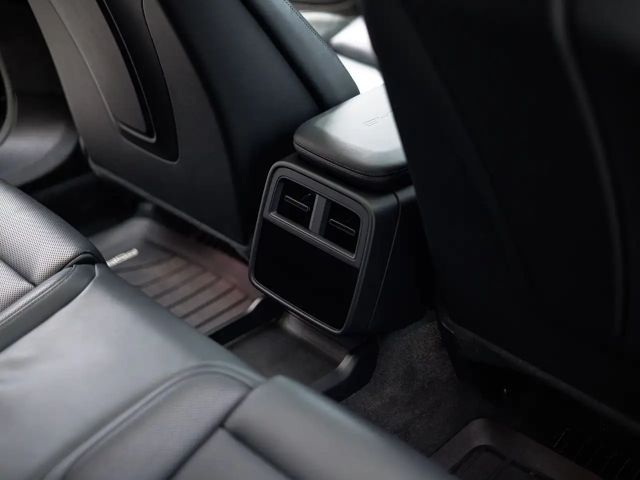 Porsche Taycan S Sport Turismo Turbo