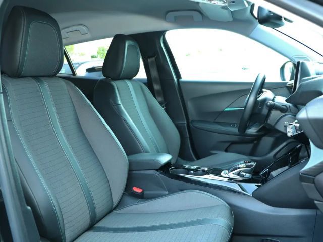 Peugeot E-2008 Allure Pack