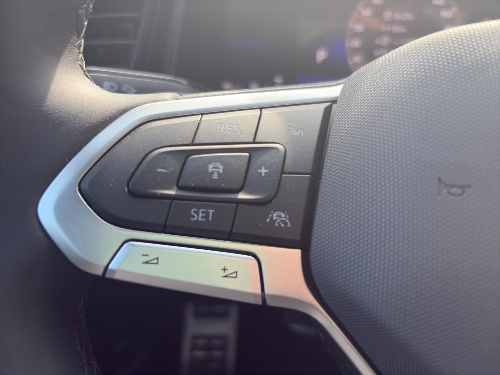 Volkswagen T-Roc 1.5 TSI R-Line Style