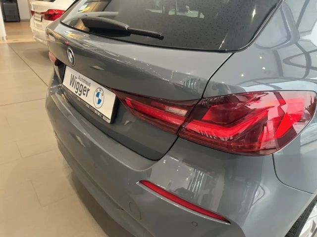 BMW 116 116d Advantage pakket Sedan