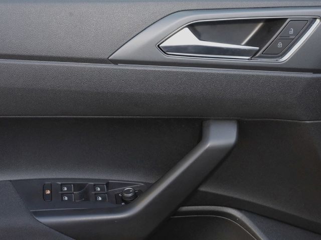 Volkswagen Taigo 1.5 TSI DSG R-Line