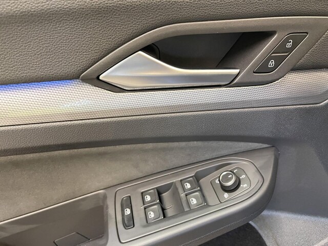 Volkswagen Golf 1.5 eTSI Golf VIII