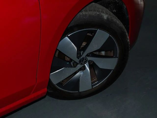 Volkswagen Passat 1.5 eTSI Business Variant