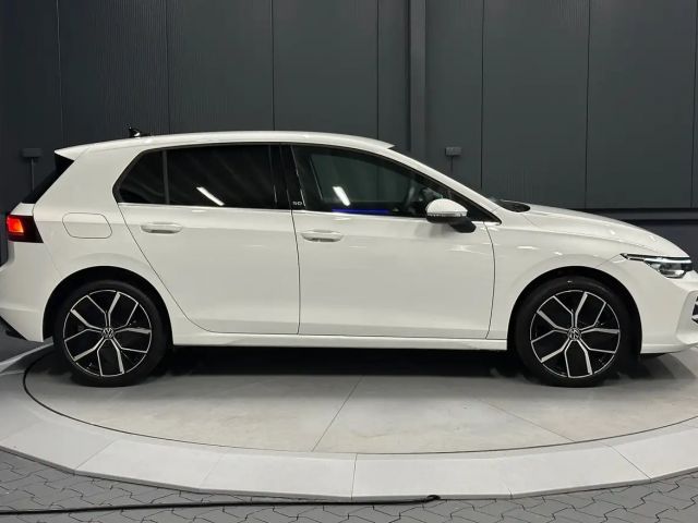Volkswagen Golf 1.5 eTSI
