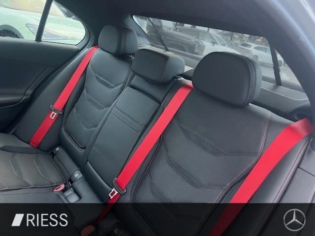 Mercedes-Benz C 63 AMG AMG Line Sedan