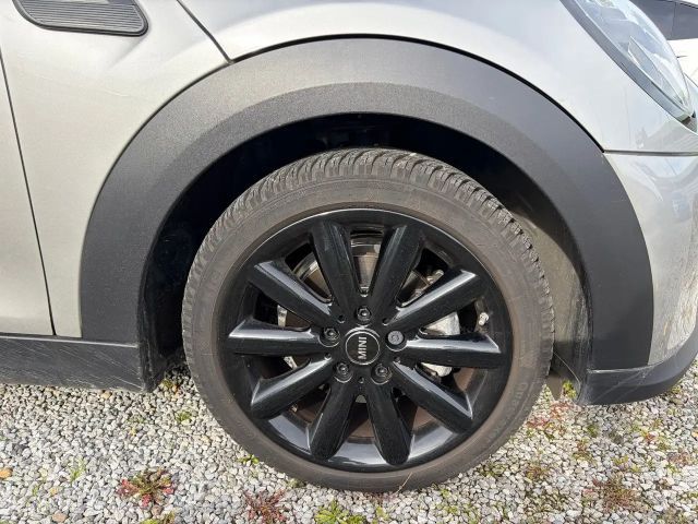 MINI Cooper mit Premium Extra Paket