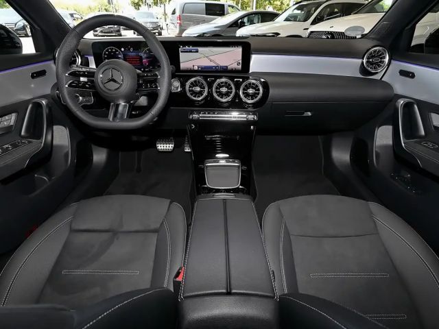 Mercedes-Benz A 200 AMG Line